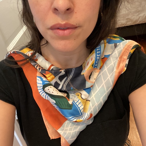 Cute French Scarf - Picture 5 of 6